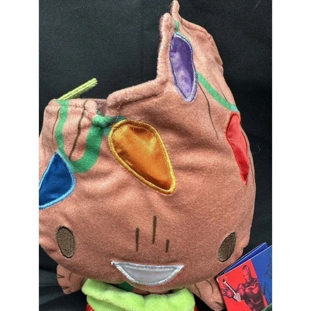 Disney Guardians of the Galaxy Groot Christmas Light-Up Holiday Plush New w Tag